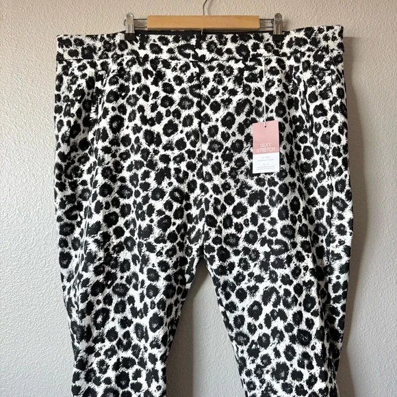 Lane Bryant NWT The Allie Pants - Picture 4 of 11